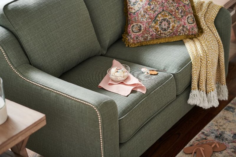 La-Z-Boy_Talbot_Sofa_Spill_iClean_Fabric-2